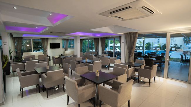 Frixos Suites Hotel Apts Voroklini Restaurang bild