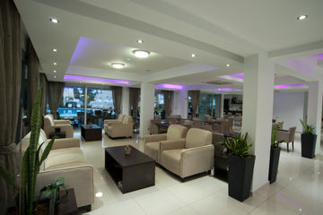 Frixos Suites Hotel Apts Voroklini Exteriör bild